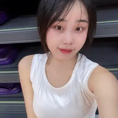 周铭